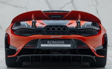 McLaren 765LT Spider 12