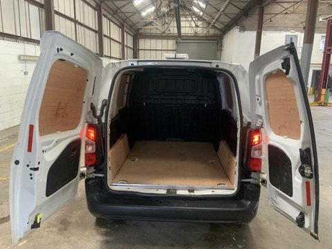 Peugeot Partner BLUEHDI PROFESSIONAL PREMIUM PLUS L1 7