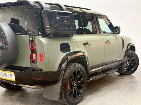 Land Rover Defender 3.0 D250 MHEV S Hard Top SUV 5dr Diesel Auto 4WD MWB Euro 6 (s/s) (250 ps) 23