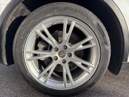 Tesla Model Y BASE 14