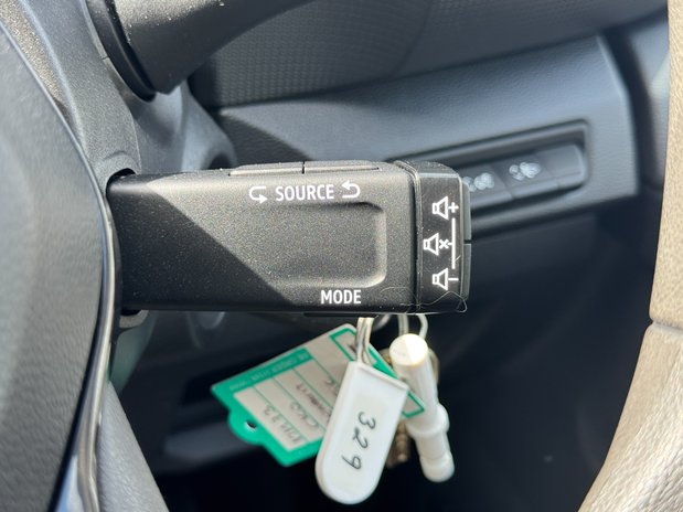 Renault Trafic LWB L2H1 [SOLD KH] Low roof Advance LL30 Aircon Sensors EURO 6 22