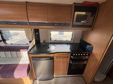 Auto-Trail Mohawk FRONTIER MOHAWK S-A 9