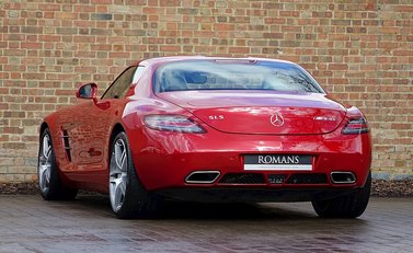 Mercedes-Benz SLS AMG 10