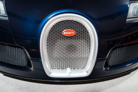 Bugatti Veyron GRAND SPORT. FRESH SERVICE. EX BUGATTI DISPLAY CAR. OUTSTANDING PROVENANCE 32