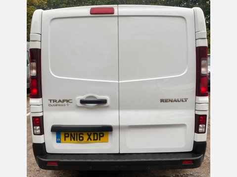 Renault Trafic 1.6 dCi 27 Business+ Panel Van 5dr Diesel Manual SWB Standard Roof Euro 5 ( 9