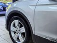 Volkswagen Tiguan 2.0 TDI SEL DSG Euro 6 (s/s) 5dr 12