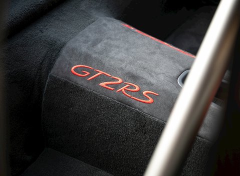 Porsche 911 (991) GT2 RS 32
