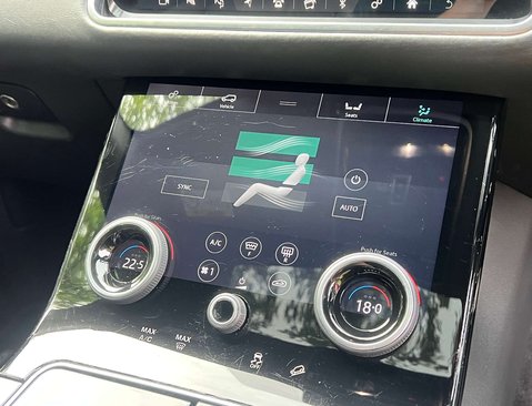 Land Rover Range Rover Velar 3.0 Range Rover Velar R-Dynamic HSE D300 Auto 4WD 5dr 34