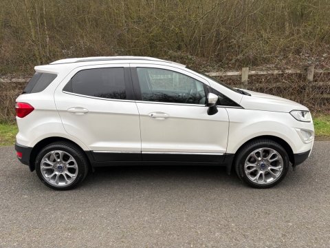 Ford Ecosport TITANIUM 6