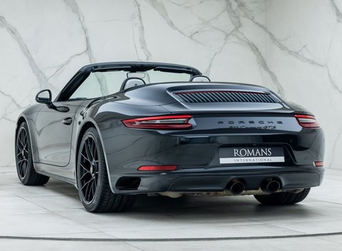 Porsche 911 Carrera GTS CABRIOLET (991.2) 10