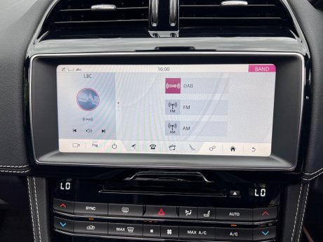 Jaguar F-Pace 2.0 D180 R-Sport Auto AWD Euro 6 (s/s) 5dr 81