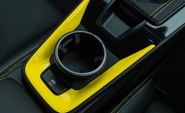 Porsche 911 GT3 TOURING (992) 24