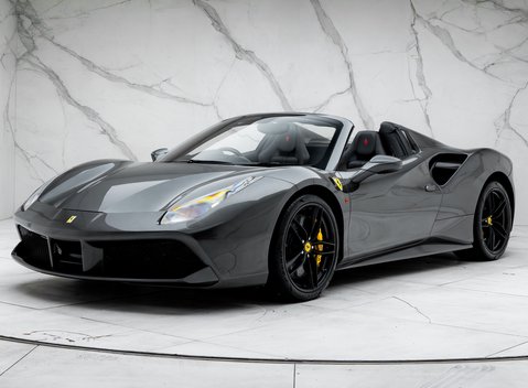 Ferrari 488 SPIDER 1