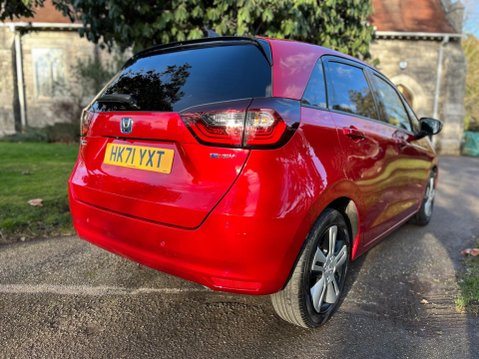 Honda Jazz I-MMD EX 19