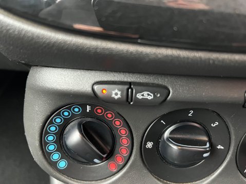 Vauxhall Corsa 1.4 ENERGY 17