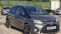 Toyota Yaris 1.5 VVT-h Design Hatchback 5dr Petrol Hybrid E-CVT Euro 6 (101 ps) 5