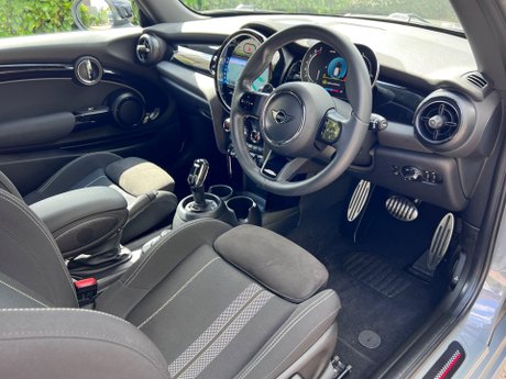 Mini Hatch 2.0 Cooper S Sport Steptronic Euro 6 (s/s) 3dr 20