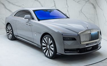 Rolls-Royce Spectre 8
