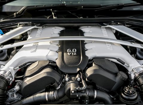 Aston Martin V12 Vantage S 27
