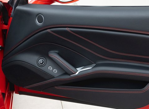 Ferrari California T Handling Speciale 26