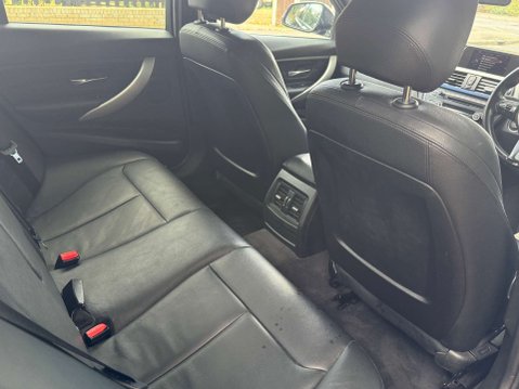 BMW 3 Series 2.0 320d xDrive M Sport Auto 4WD 4dr 29