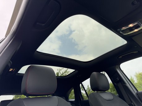 Mercedes-Benz EQA EQA 250 66KWH AMG Line Premium Auto Electric PAN ROOF/PARKTRONIC/SAT NAV 1