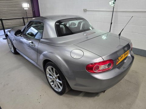 Mazda MX-5 2.0i Miyako Roadster Euro 4 2dr 8