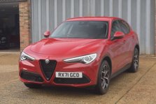Alfa Romeo Stelvio TB SPRINT 3
