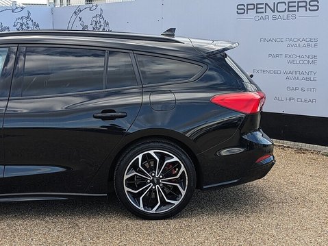 Ford Focus ST-LINE X 6