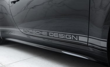 Porsche 911 Targa (992) 50 Years Porsche Design Edition 37