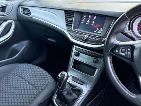 Vauxhall Astra 1.4 Astra Tech Line Nav T 5dr 17