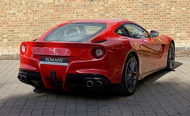 Ferrari F12 Berlinetta 9