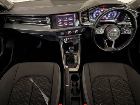 Audi A1 SPORTBACK TFSI SPORT 11