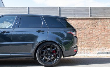 Land Rover Range Rover Sport 5.0 SVR 29