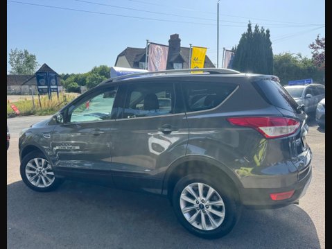 Ford Kuga 2.0 TDCi Titanium 2WD Euro 6 (s/s) 5dr 4