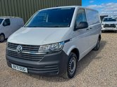 Volkswagen Transporter AUTO SWB L1H1 Low Roof Startline T32 Air Con Sensors EURO 6 2