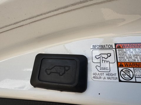 Toyota Rav4 2.0 D-4D Business Edition Plus Euro 6 (s/s) 5dr (Safety Sense, Nav) 30