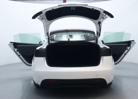 Tesla Model 3 Saloon 4dr Electric Auto RWD (208 ps) 55
