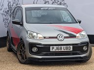 Volkswagen Up TSI up! GTI 1