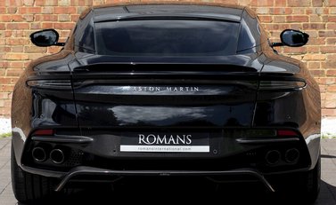 Aston Martin DBS Superleggera 5