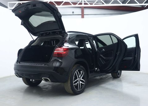 Mercedes-Benz GLA 1.6 GLA180 GPF Urban Edition SUV 5dr Petrol 7G-DCT Euro 6 (s/s) (122 ps) 59