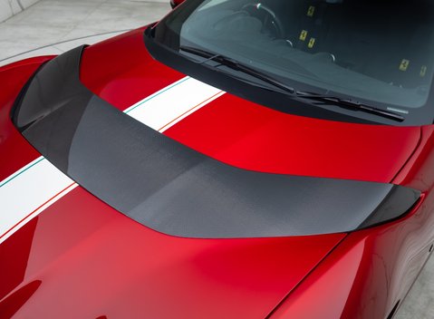 Ferrari 812 Competizione 35