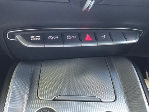 Audi TT 1.8 TFSI Sport Euro 6 (s/s) 3dr 26