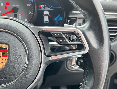Porsche Macan 3.0 Macan S Semi-Auto 4WD 5dr 21