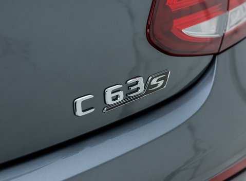 Mercedes-Benz C Class AMG C 63 S Night Edition 32