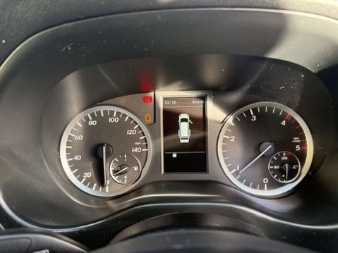 Mercedes-Benz Vito 1.7 Vito 110 CDI LONG WHEEL BASE SPORT STYLING 17
