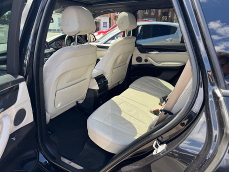BMW X5 XDRIVE30D M SPORT 8