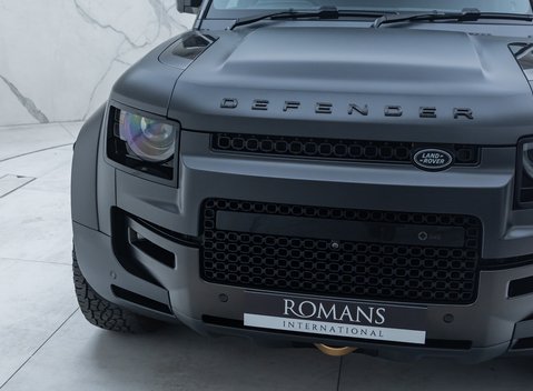 Land Rover Defender OCTA EDITION ONE 13