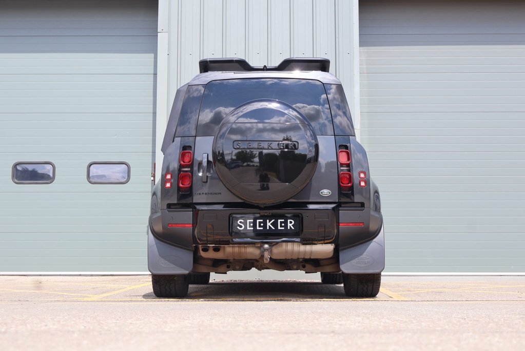 Land Rover Defender 110 2023 HARD TOP  D250 HSE MHEV STYLED BY SEEKER 3 SEATER Huge spec  5