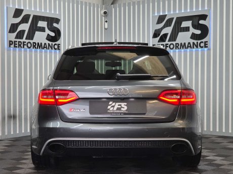 Audi RS4 4.2 FSI V8 Estate 5dr Petrol S Tronic quattro Euro 5 (450 ps) 5
